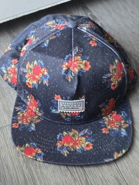 Billabong Garage Collection Floral Snapback Hat OSFA Navy Blue Red Vintage Vibe